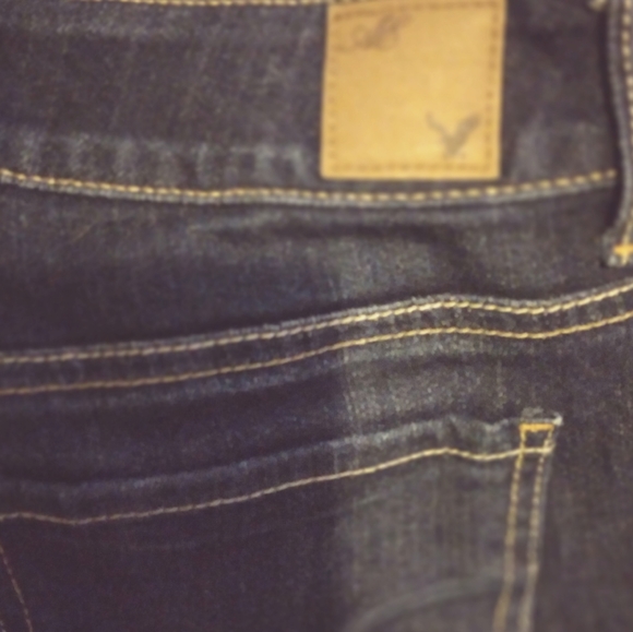 American Eagle blue denim shorts size 2 - Picture 4 of 4